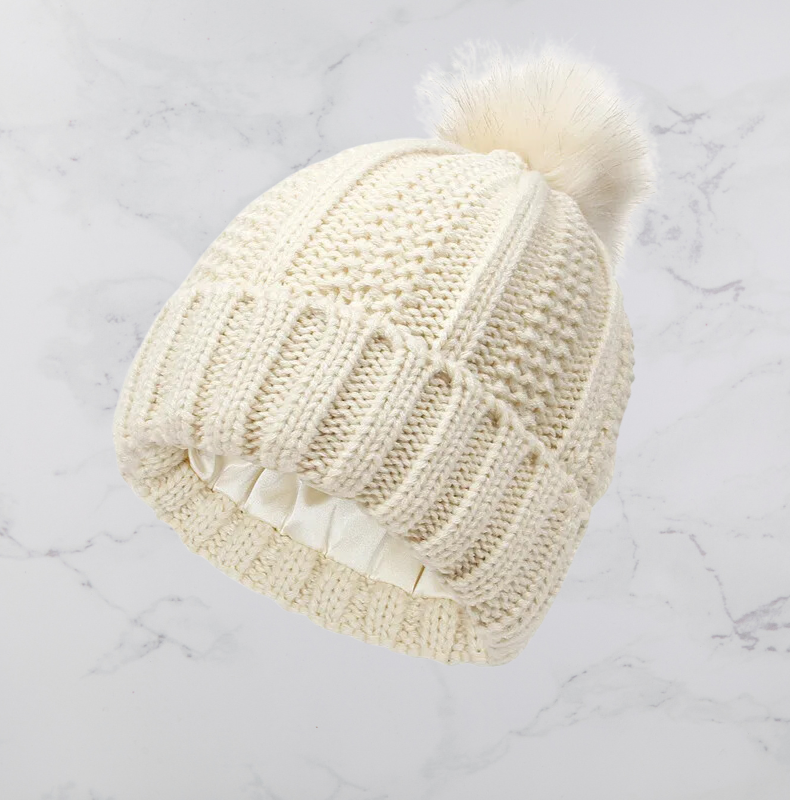 Silky Cozy Beanie – Der perfekte Schutz für deine Haare & Stil für deinen Alltag