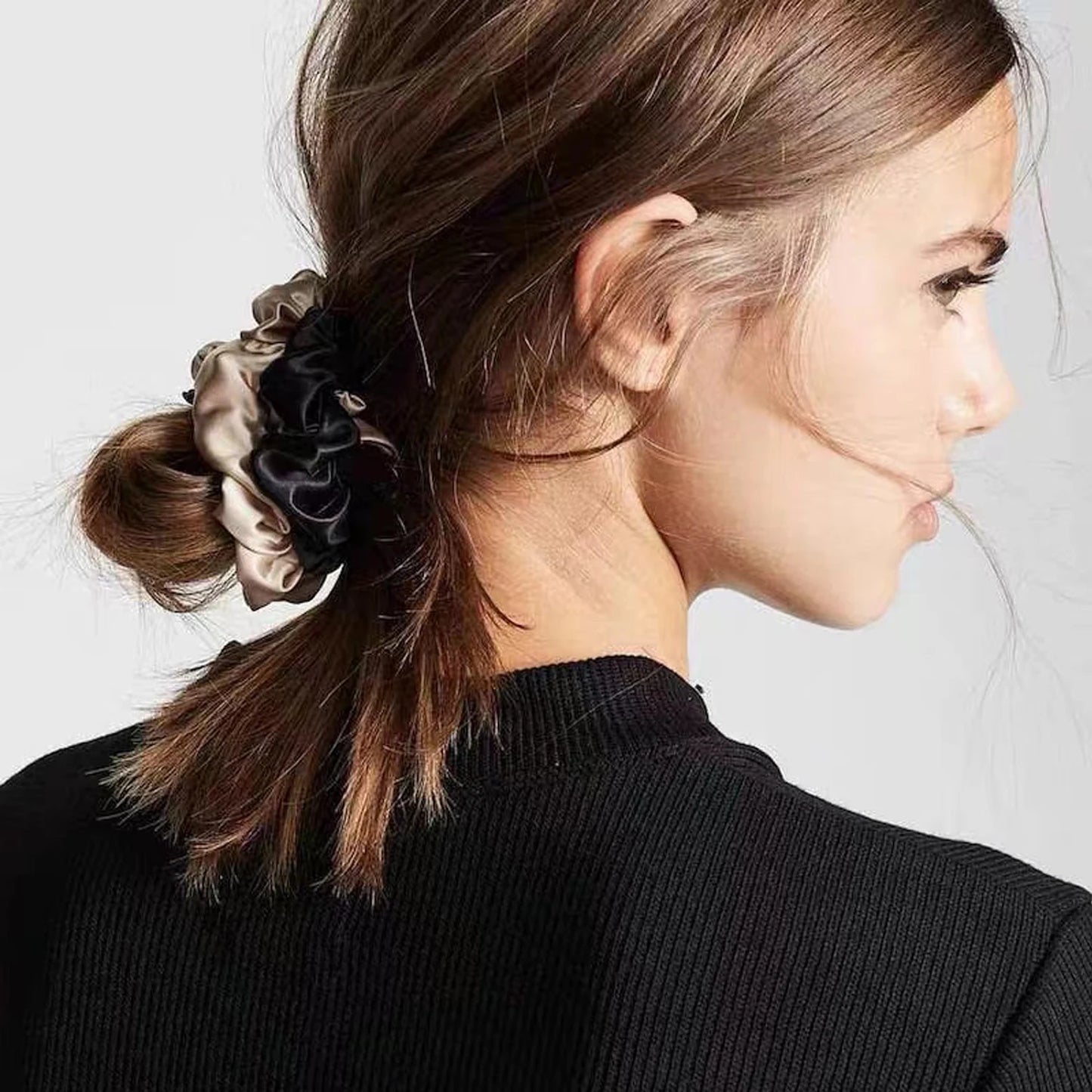 SOFT HAIR - Mulberry Silk Scrunchie